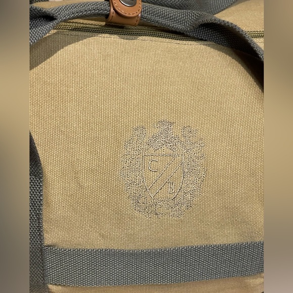 Cutter & Buck duffle - Picture 5 of 14